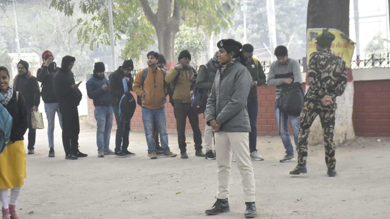 Only 5943 candidates appear for BPSC 70th CCE Prelims re-test in Patna, commission says exam held peacefully | Competitive Exams